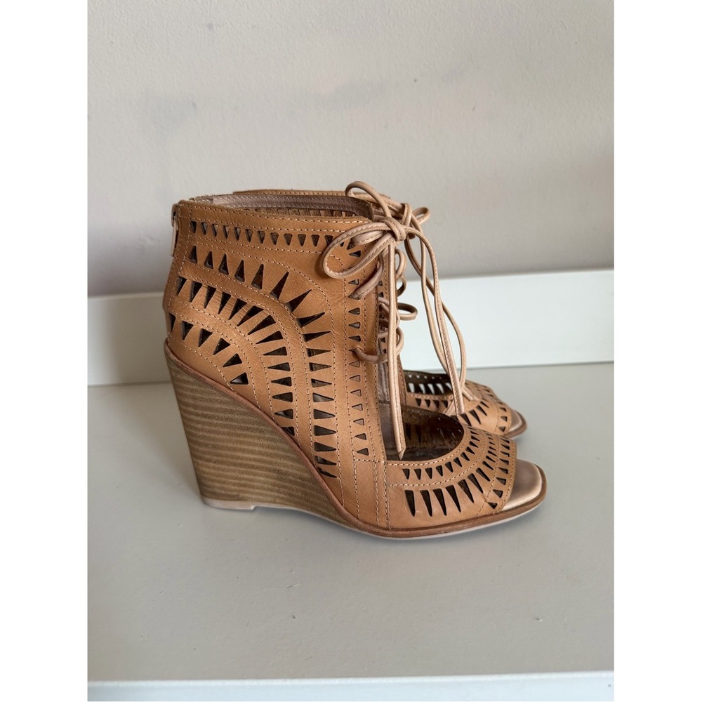 Jeffrey Campbell Tan Leather Laser Cut Lace Up Wedge Sandals Size 7.5